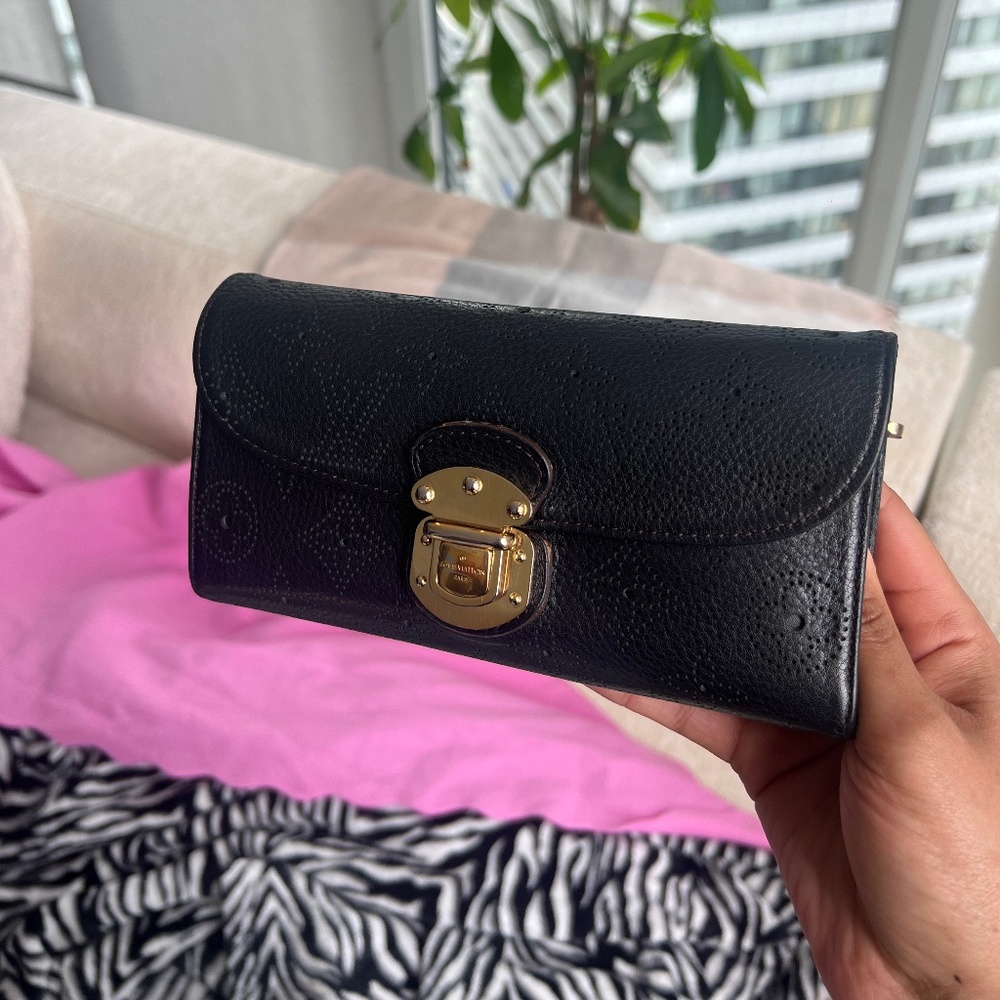 Louis Vuitton Mahina Wallet